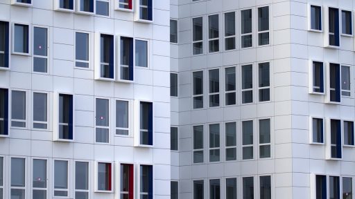 Huurappartementen aan een straat in Limburg